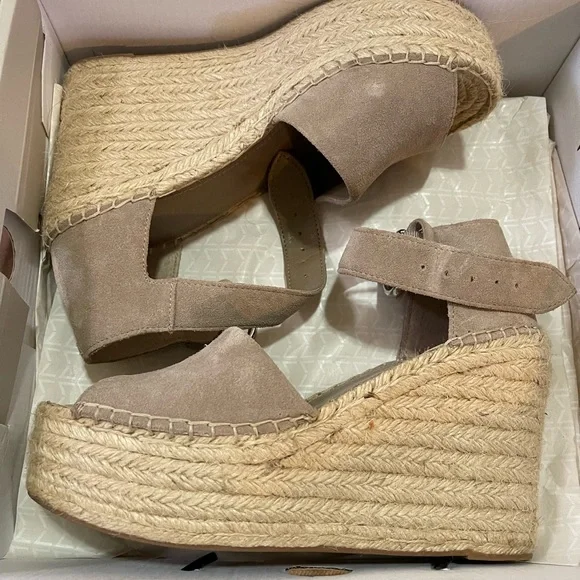 Marc Fisher Shoes Marc Fisher Alida Espadrille Wedge Size